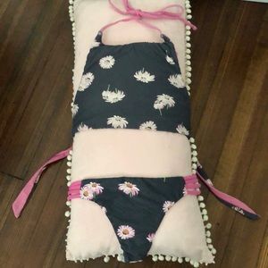 O’Neill bikini set fits size small/medium